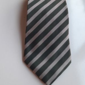 BANANA REPUBLIC OLIVE &TAN STRIPED SILK TIE